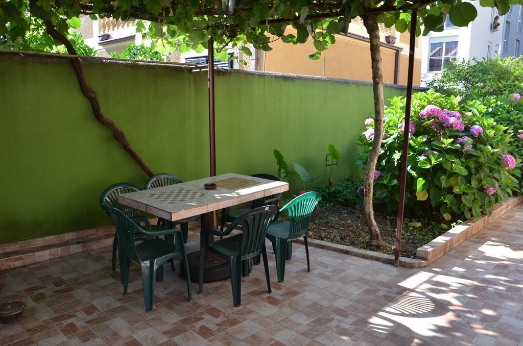 Mg Apartments And Rooms Budva Exterior photo